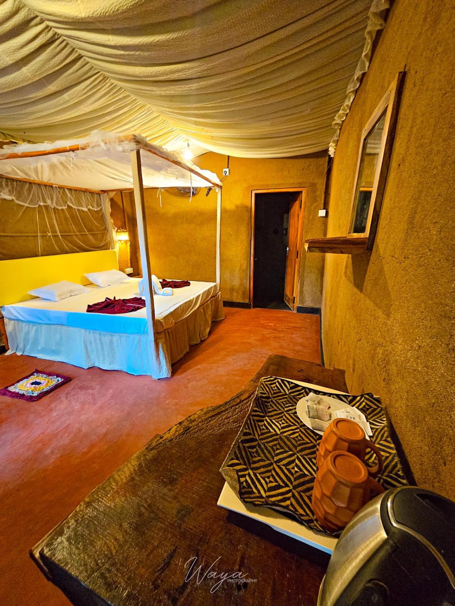 Wild Safari Clay House Hotel Udawalawe Exterior foto